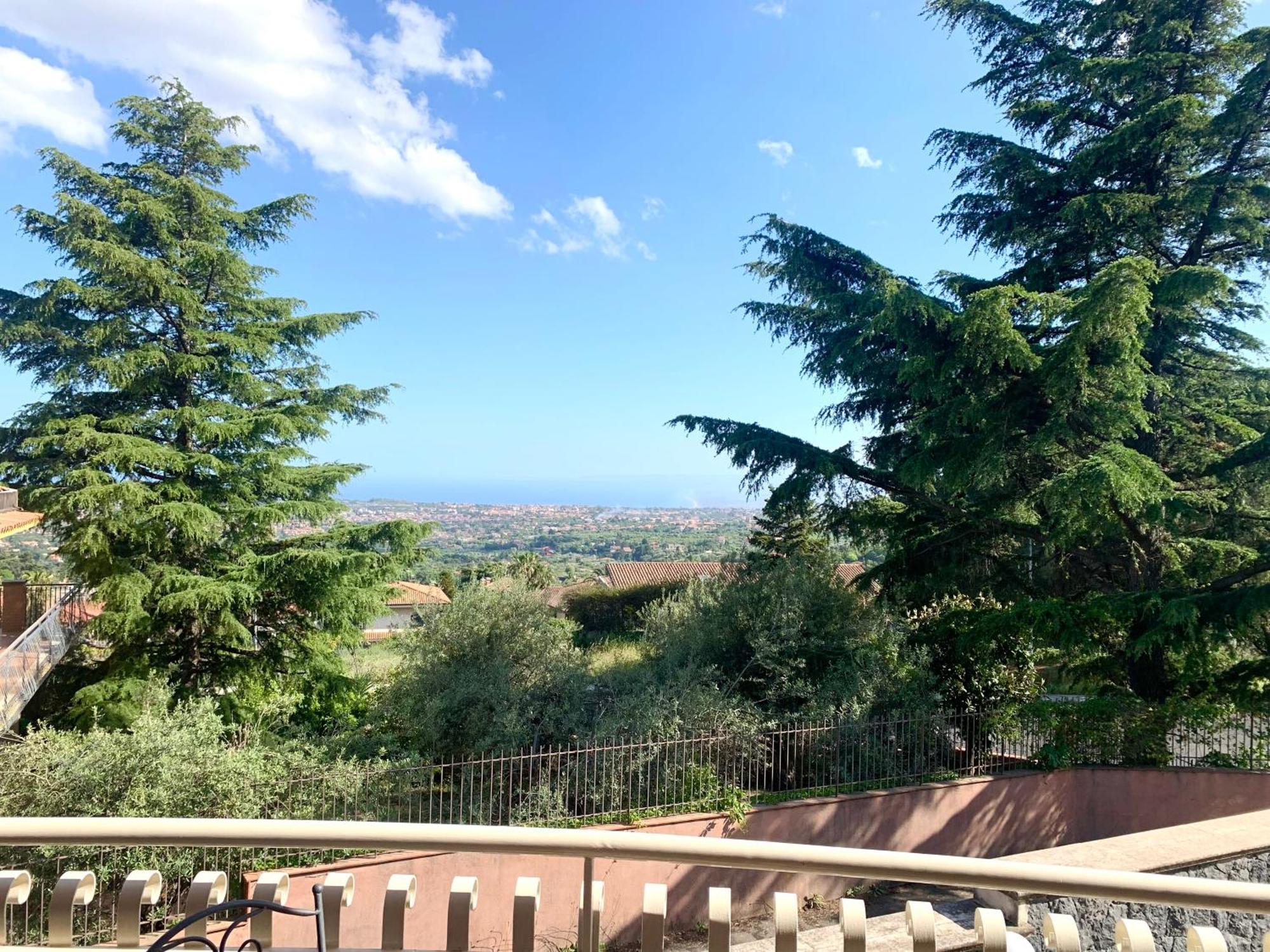Etna Royal View Aparthotel Trecastagni Exterior photo